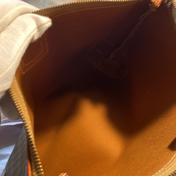 Authentic Celine Vintage Macadam Clutch PVC and key holder - Picture 9 of 16